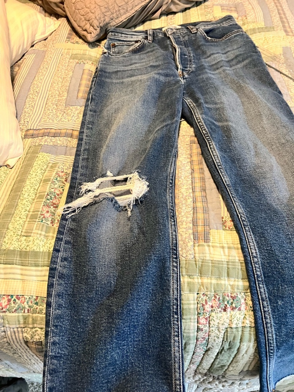 Re/done Classic Women's Distressed Blue Jeans